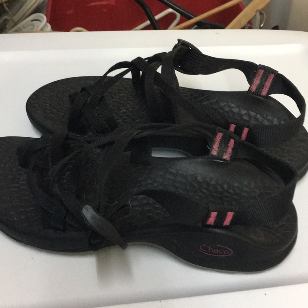 BLACK CHACOS WITH PINK ACCENTS